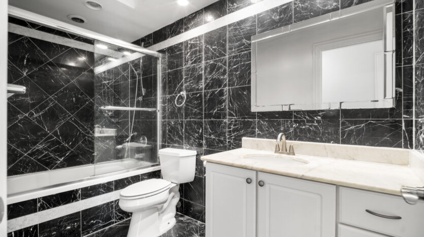 1328 Webford Ave #204 Des Plaines , Illinois